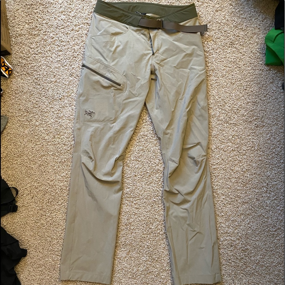 Arc’teryx Sandstorm Light weight pants